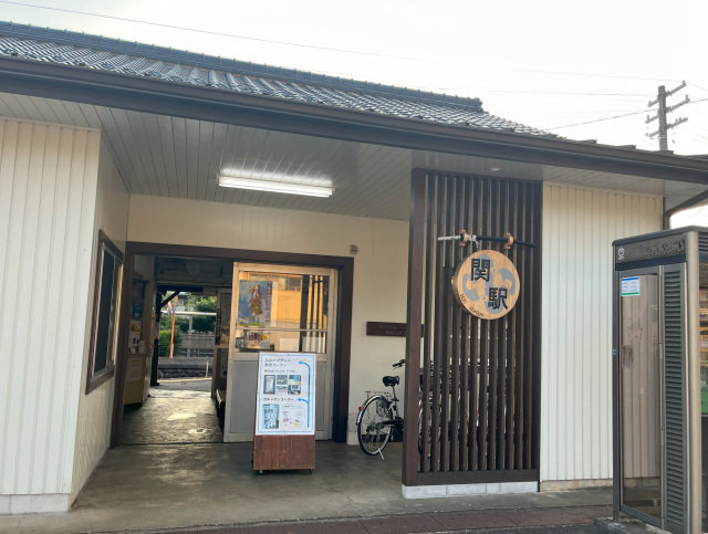 長良川鉄道_8_関駅