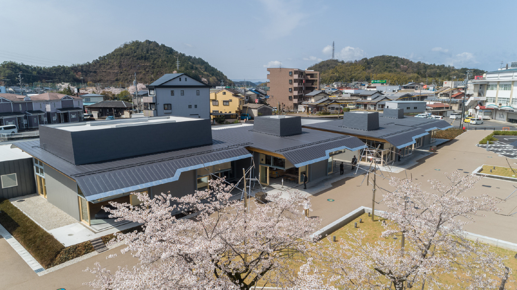 モノ・コト・ヒトと出会える、関市観光の玄関口せきてらす ‐SEKITERRACE-