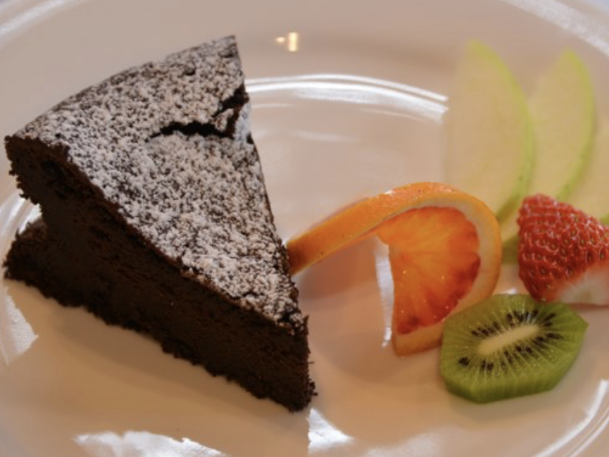 ガトーショコラ：イタリアヴェローナ社のココアを使用。グルテンフリー