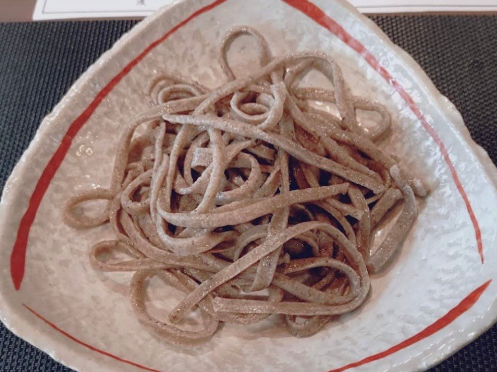 玄挽き蕎麦（太打ち）