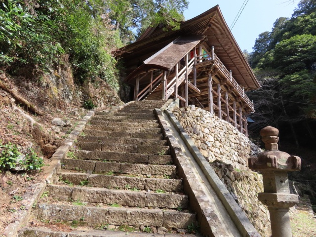 佐藤才治郎方政公及び武将の塔